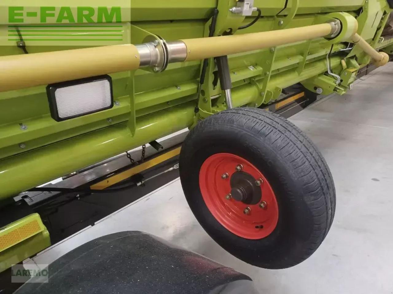 Ceifeira debulhadora CLAAS lexion 8700 tt terratrac + v 1230: foto 6 Ceifeira debulhadora CLAAS lexion 8700 tt terratrac + v 1230: foto 6