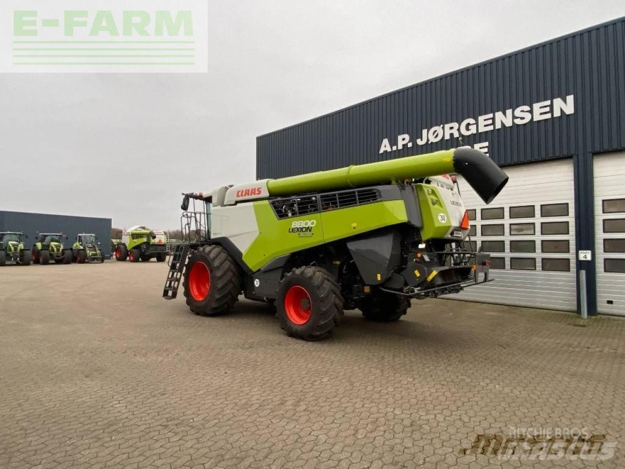 Ceifeira debulhadora CLAAS lexion 8800 4wd: foto 6 Ceifeira debulhadora CLAAS lexion 8800 4wd: foto 6