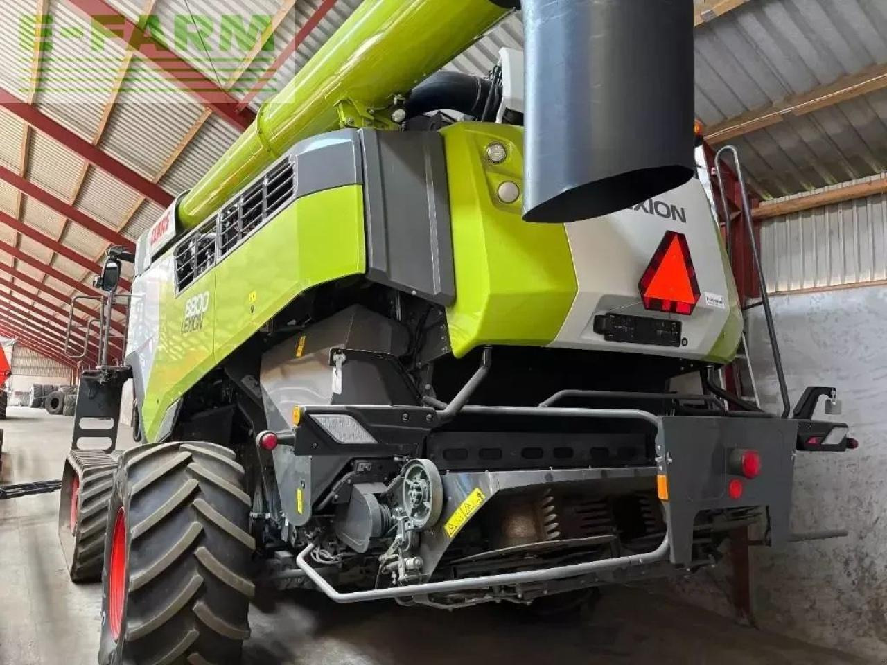CLAAS lexion 8800 tt 4 wd - Ceifeira debulhadora: foto 3 CLAAS lexion 8800 tt 4 wd - Ceifeira debulhadora: foto 3
