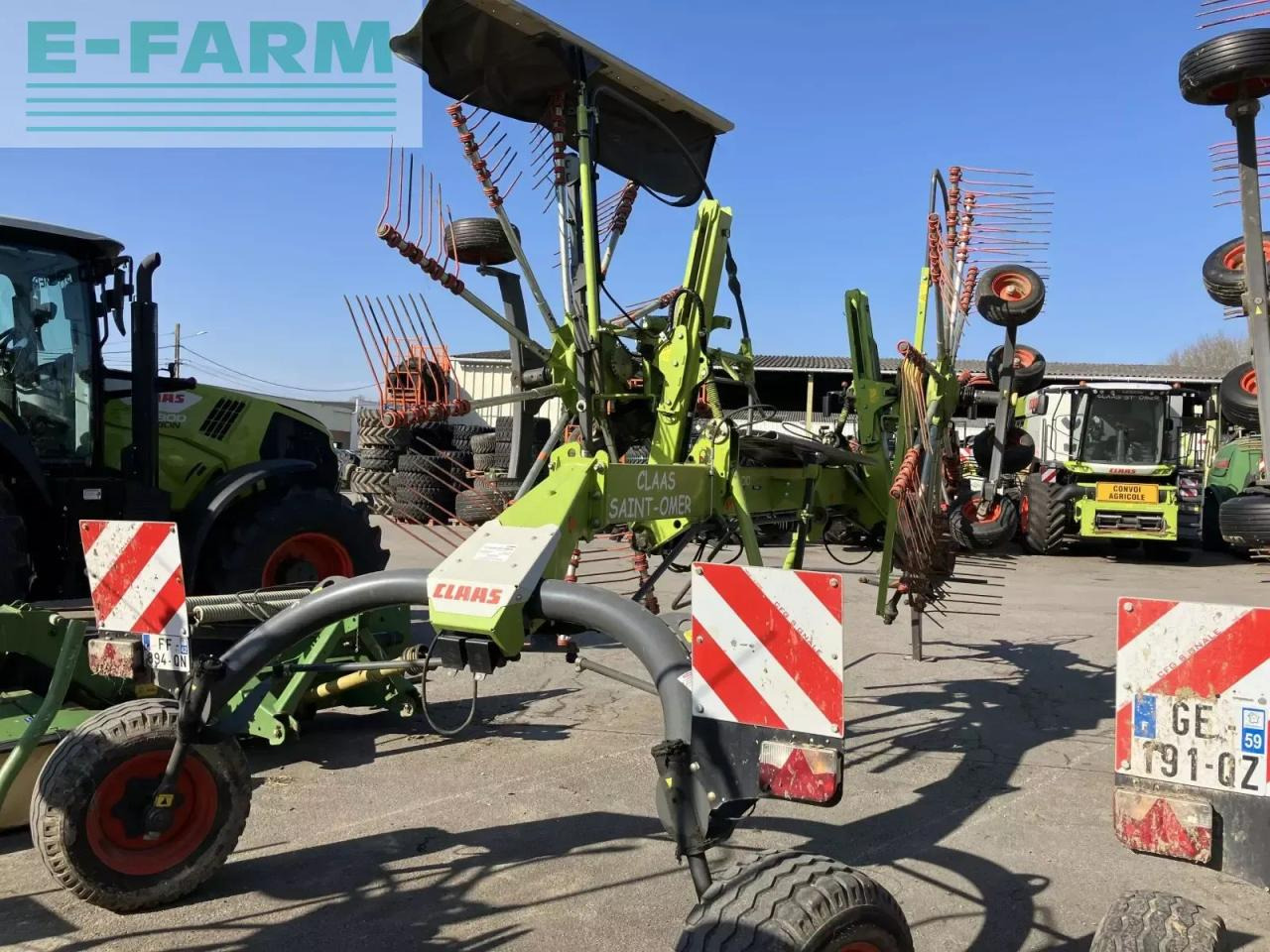 CLAAS liner 1600 twin - Ancinho enleirador: foto 1 CLAAS liner 1600 twin - Ancinho enleirador: foto 1