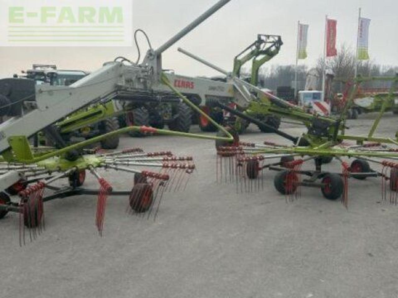 CLAAS liner 1750 - Ancinho enleirador: foto 4 CLAAS liner 1750 - Ancinho enleirador: foto 4