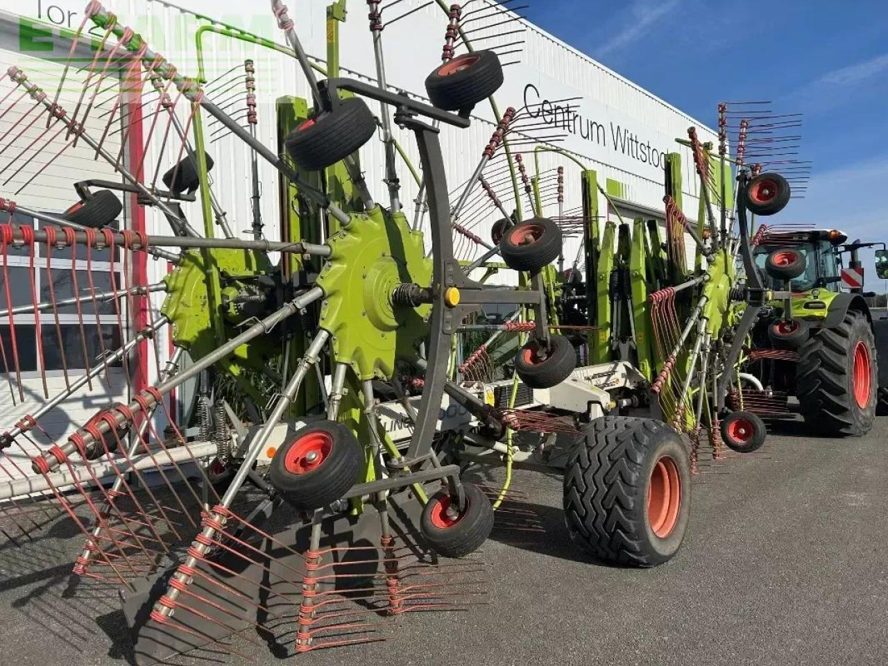 CLAAS liner 4000 - Ancinho enleirador: foto 3 CLAAS liner 4000 - Ancinho enleirador: foto 3