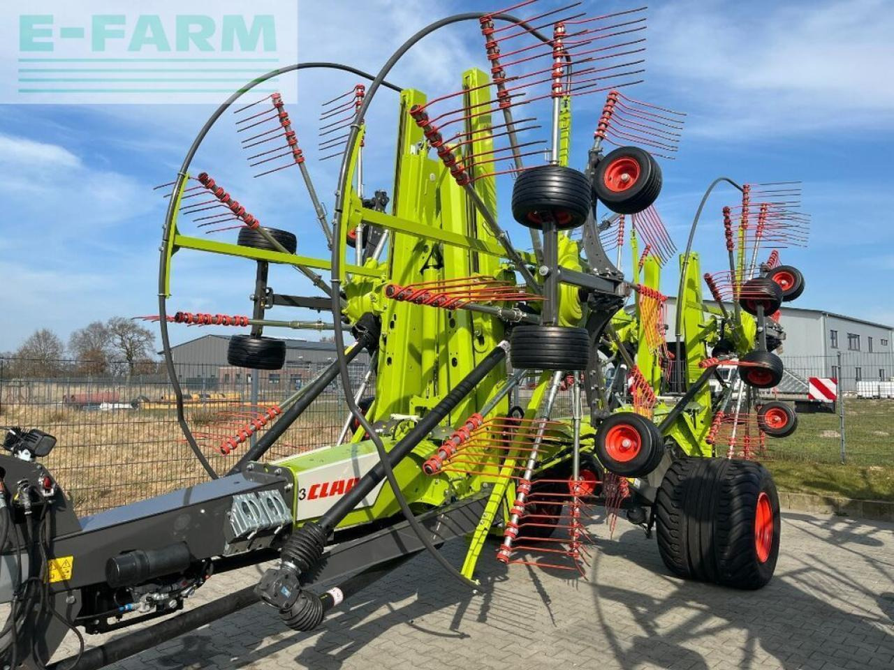 CLAAS liner 4800 business pro - Ancinho enleirador: foto 2 CLAAS liner 4800 business pro - Ancinho enleirador: foto 2