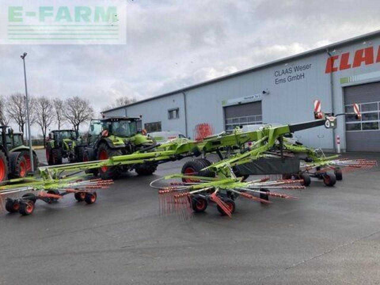 CLAAS liner 4900 business - Ancinho enleirador: foto 3 CLAAS liner 4900 business - Ancinho enleirador: foto 3