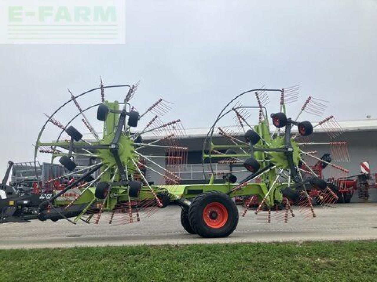 CLAAS liner 4900 business - Ancinho enleirador: foto 4 CLAAS liner 4900 business - Ancinho enleirador: foto 4