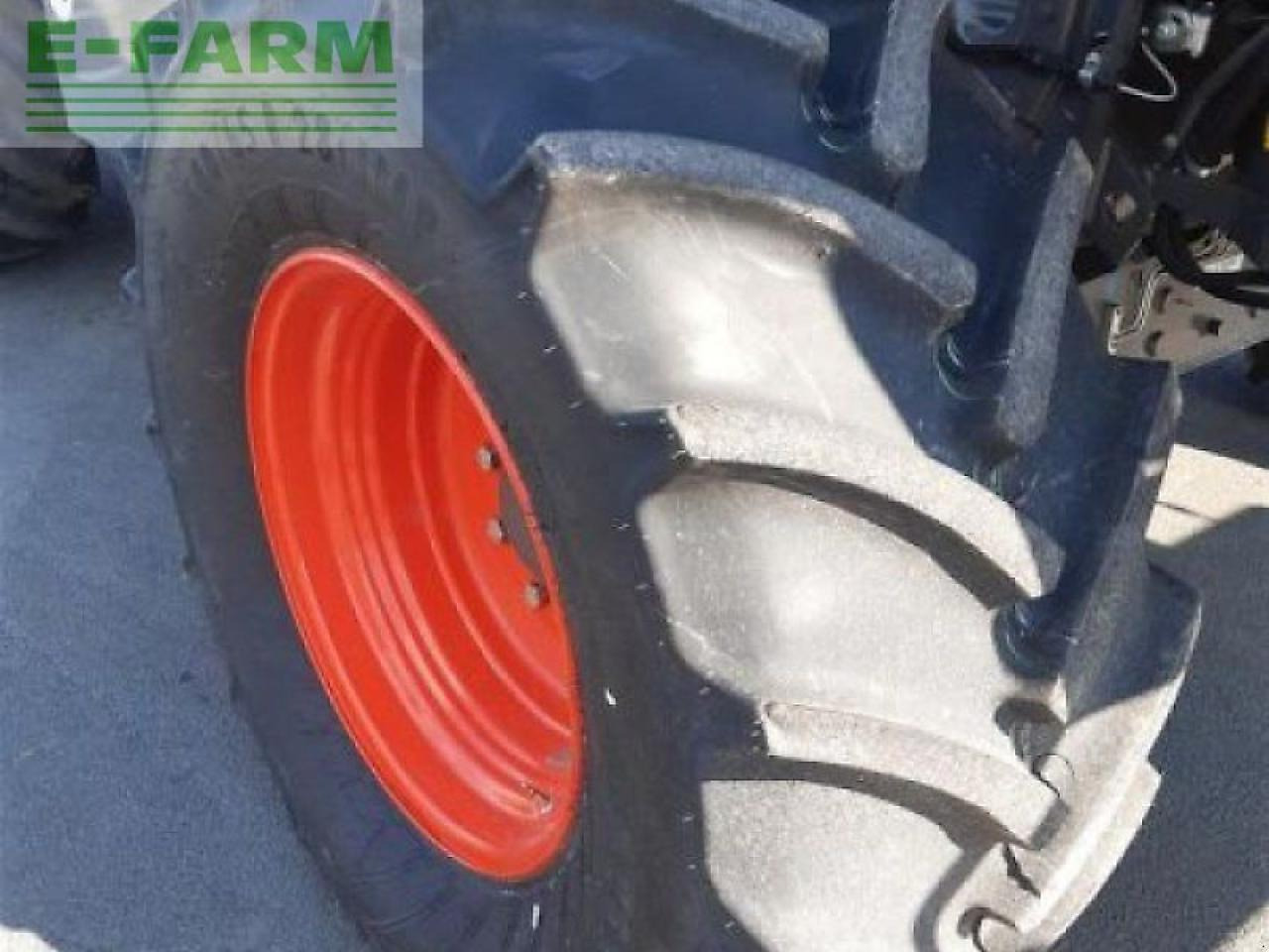 Ceifeira debulhadora CLAAS mähdr. trion 730 + v770: foto 16