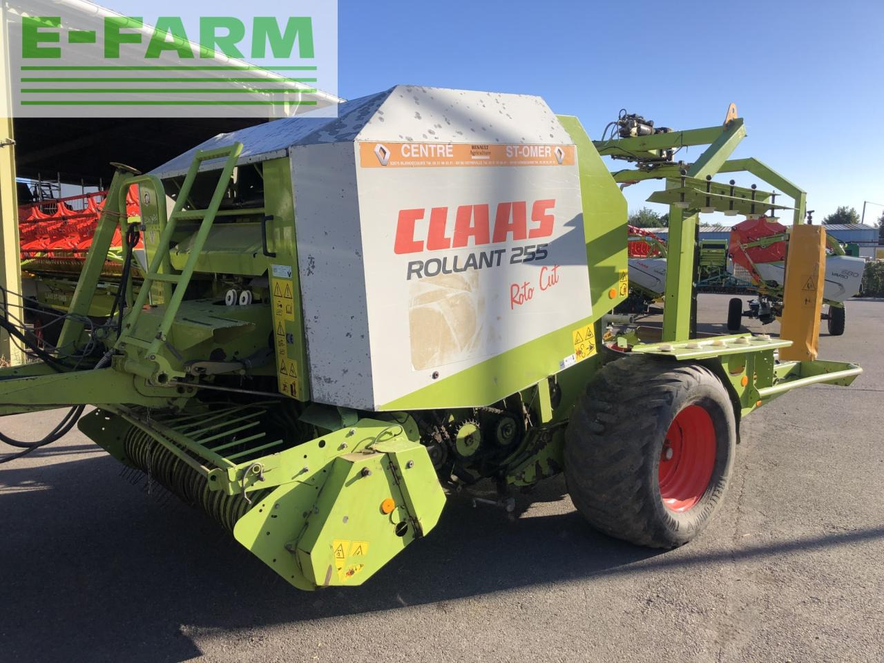 CLAAS rollant 255 rc uniwrap - Enfardadeira de fardos quadrados: foto 1 CLAAS rollant 255 rc uniwrap - Enfardadeira de fardos quadrados: foto 1