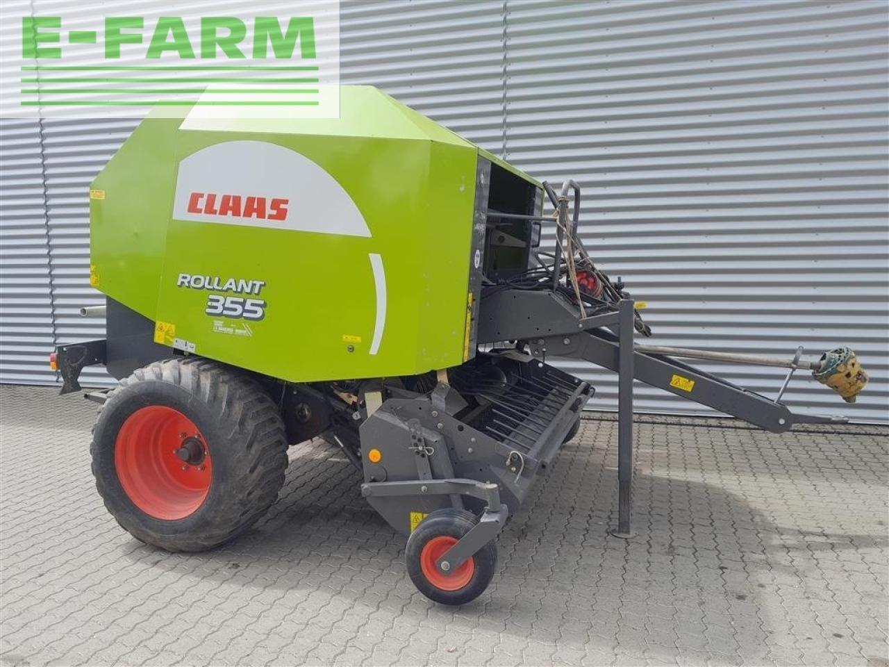 CLAAS rollant 355 - Enfardadeira de fardos quadrados: foto 1 CLAAS rollant 355 - Enfardadeira de fardos quadrados: foto 1