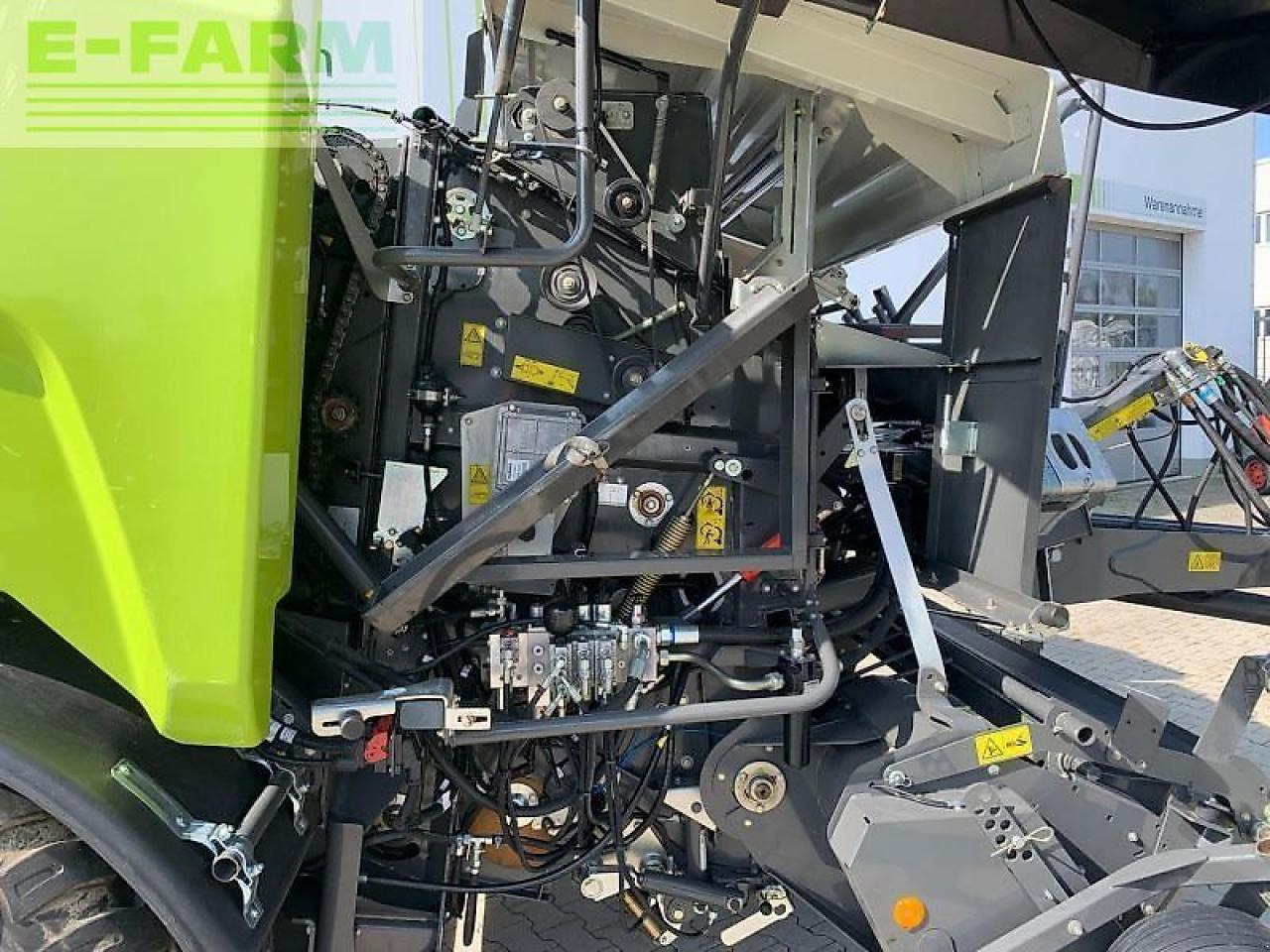 Enfardadeira de fardos quadrados CLAAS rollant 454 rc uniwrap: foto 10 Enfardadeira de fardos quadrados CLAAS rollant 454 rc uniwrap: foto 10