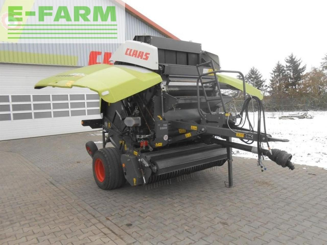 CLAAS variant 480 rc pro - Enfardadeira de fardos quadrados: foto 3 CLAAS variant 480 rc pro - Enfardadeira de fardos quadrados: foto 3
