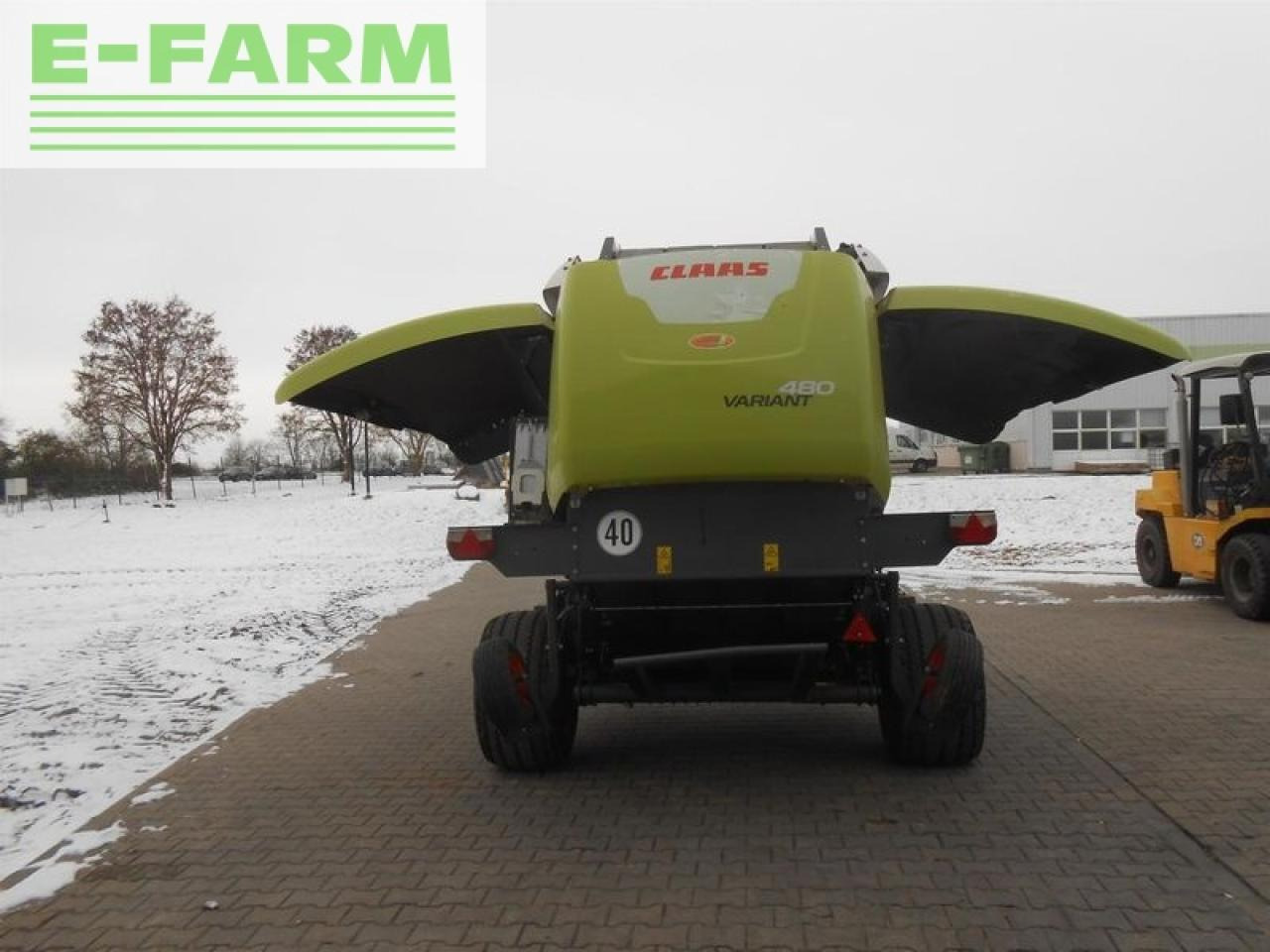 CLAAS variant 480 rc pro - Enfardadeira de fardos quadrados: foto 5 CLAAS variant 480 rc pro - Enfardadeira de fardos quadrados: foto 5