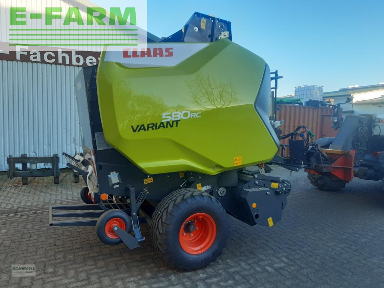 Enfardadeira de fardos quadrados CLAAS variant 580 rc pro: foto 6