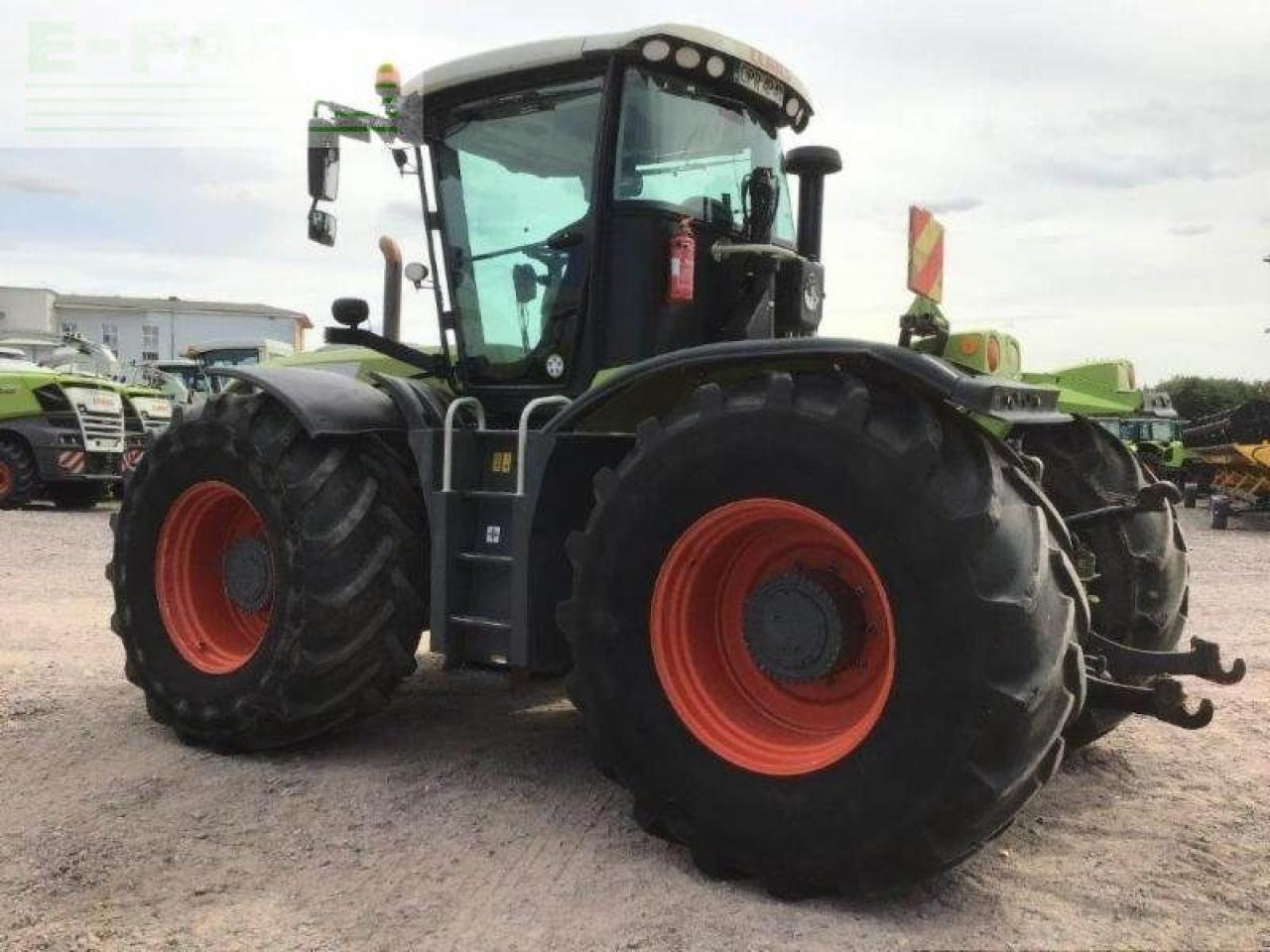 CLAAS xerion 3800 trac vc TRAC VC - Trator: foto 4 CLAAS xerion 3800 trac vc TRAC VC - Trator: foto 4