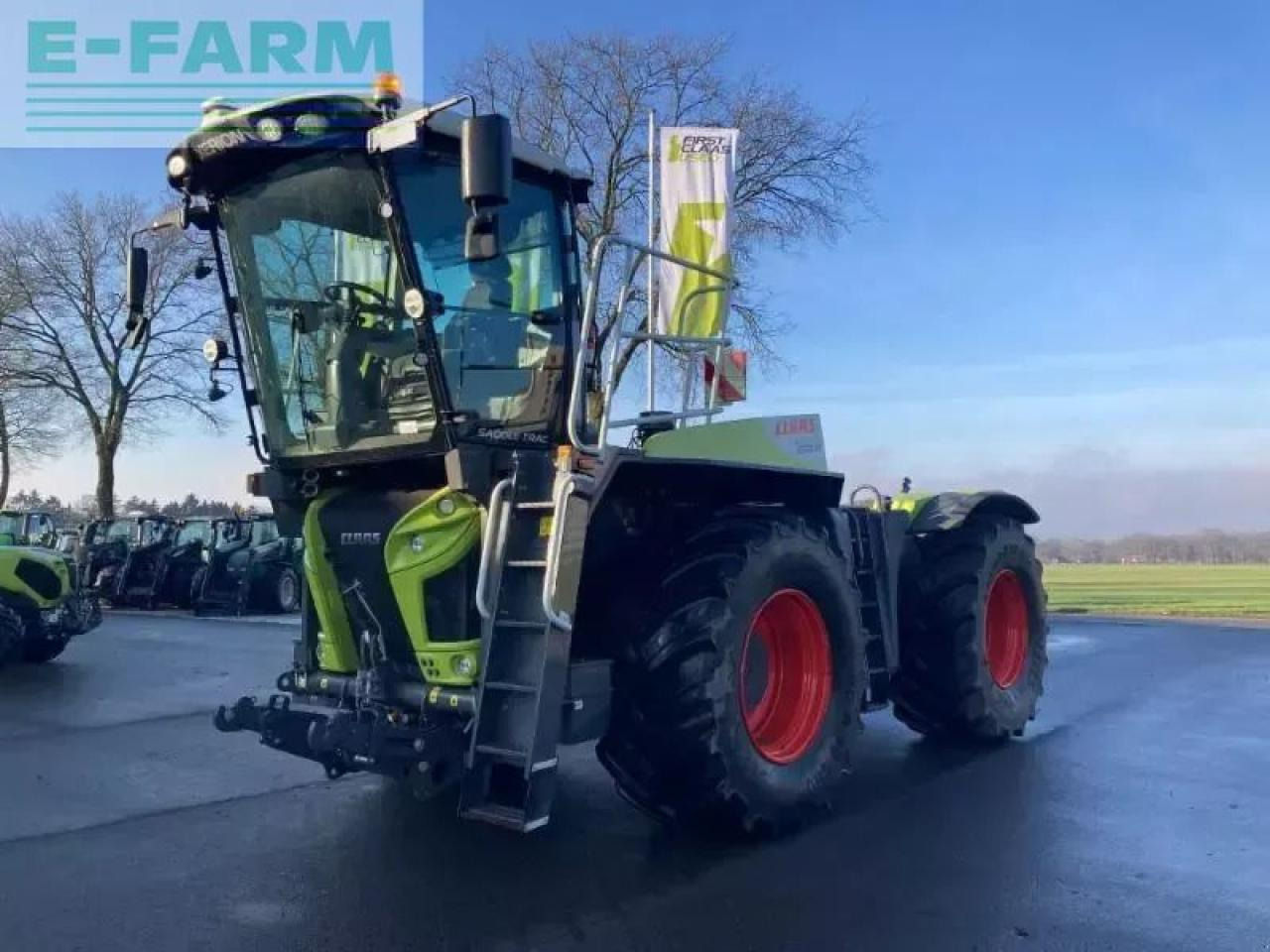 CLAAS xerion 4200 saddle trac SADDLE TRAC - Trator: foto 1 CLAAS xerion 4200 saddle trac SADDLE TRAC - Trator: foto 1