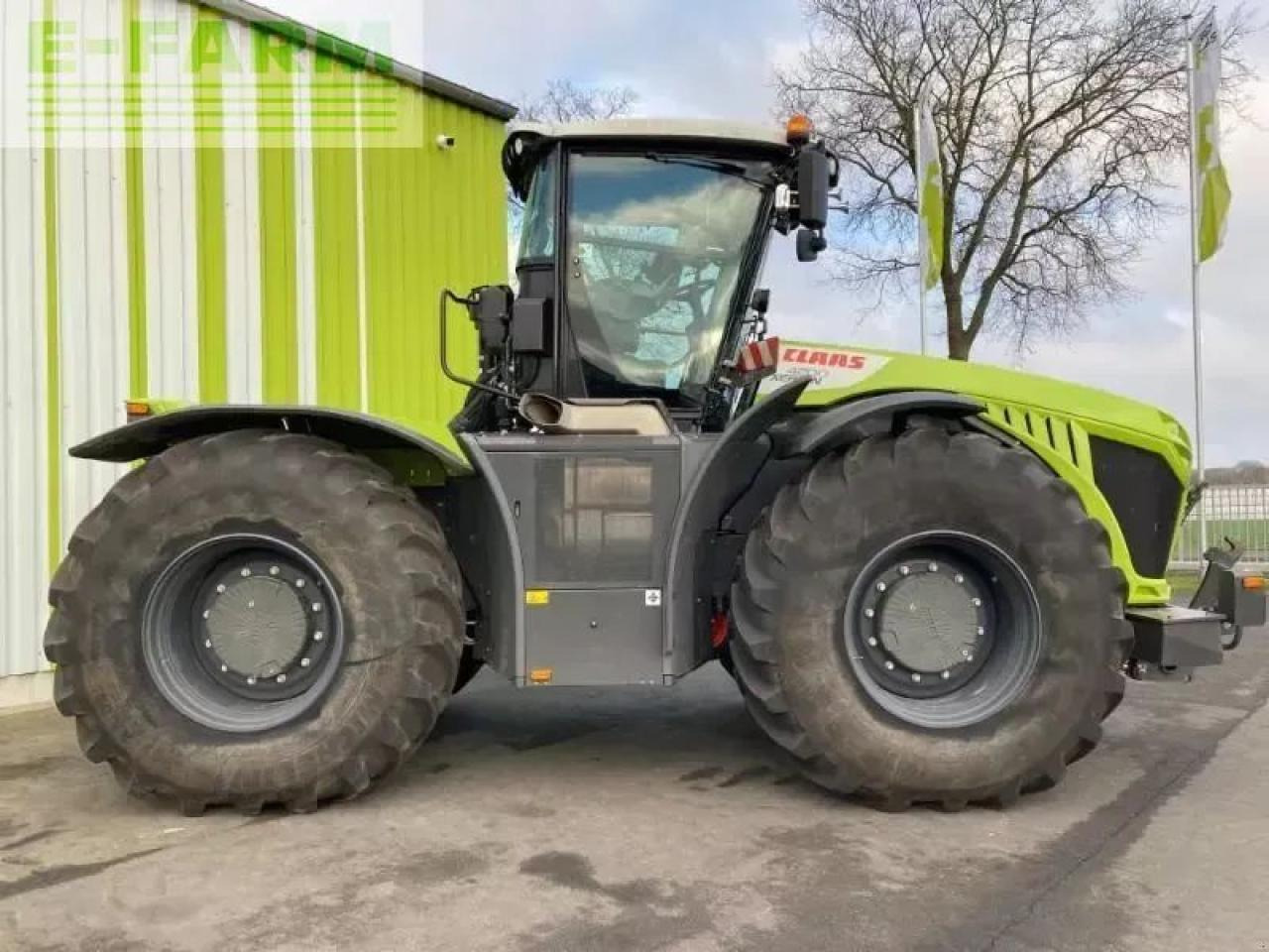 CLAAS xerion 4200 trac vc TRAC VC - Trator: foto 4 CLAAS xerion 4200 trac vc TRAC VC - Trator: foto 4
