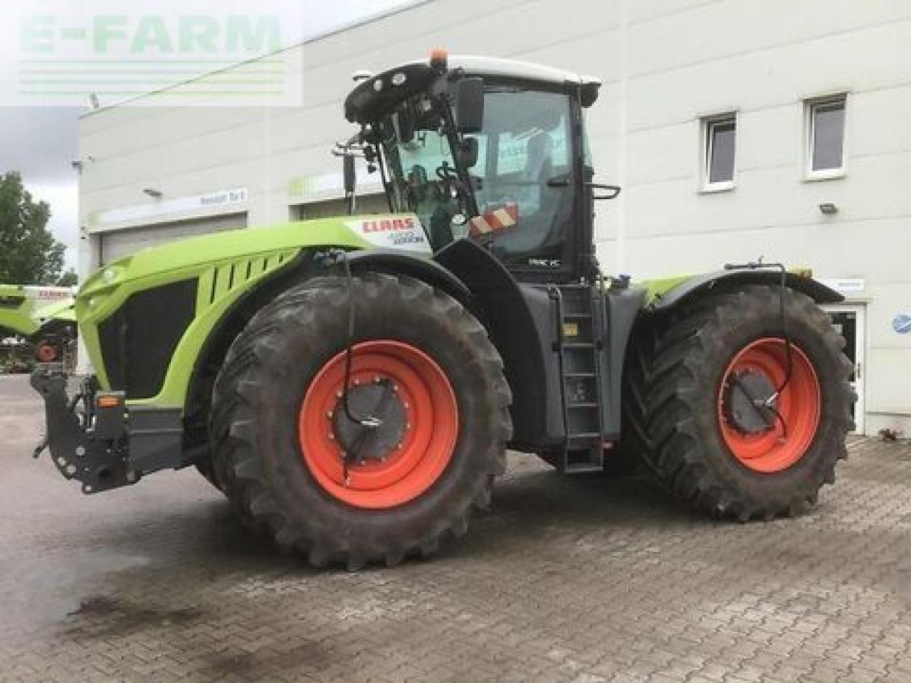 CLAAS xerion 4200 trac vc TRAC VC - Trator: foto 1 CLAAS xerion 4200 trac vc TRAC VC - Trator: foto 1