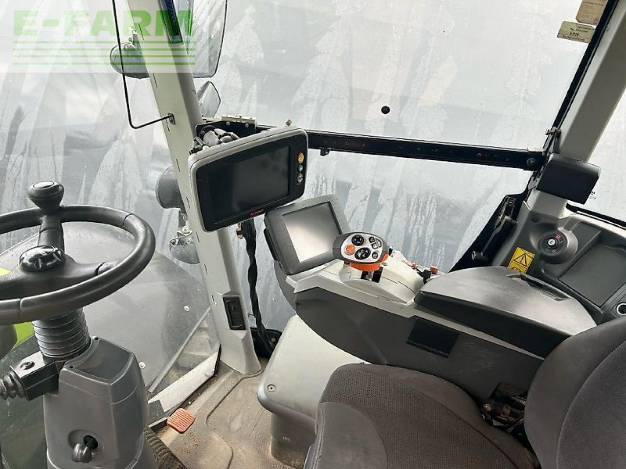 CLAAS xerion 4500 trac vc - Trator: foto 4 CLAAS xerion 4500 trac vc - Trator: foto 4