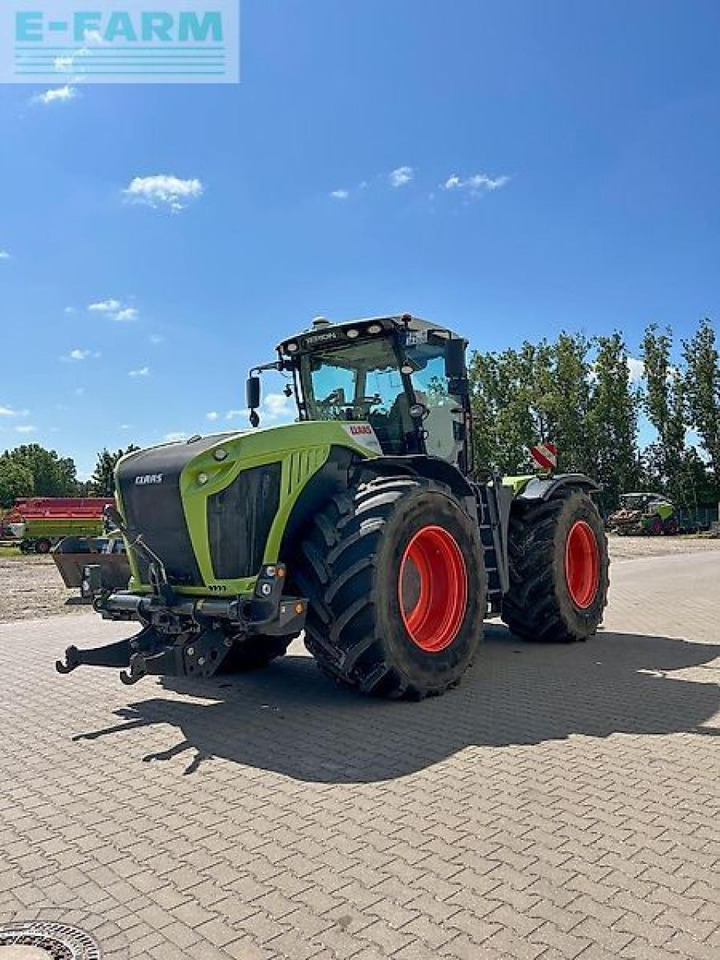 CLAAS xerion 4500 trac vc - Trator: foto 1 CLAAS xerion 4500 trac vc - Trator: foto 1