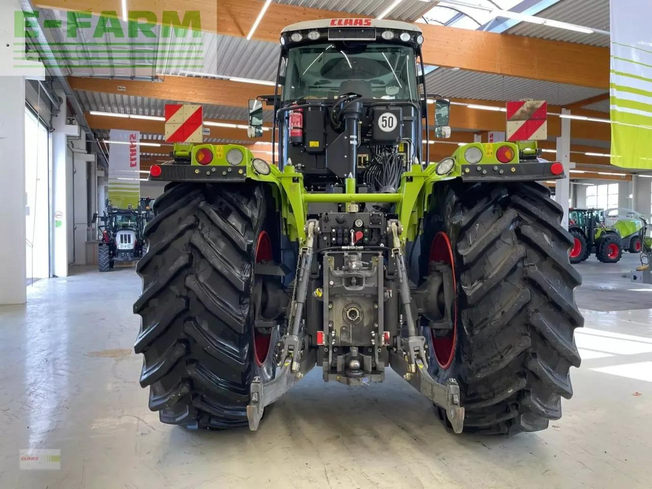 CLAAS xerion 5000 trac vc TRAC VC - Trator: foto 5 CLAAS xerion 5000 trac vc TRAC VC - Trator: foto 5