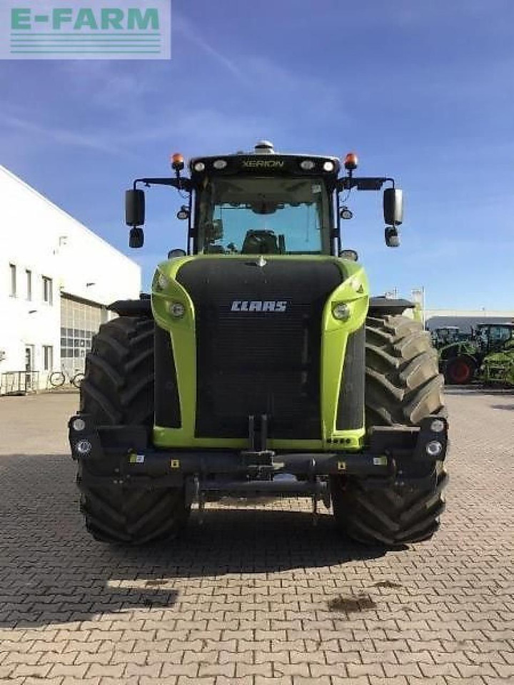 CLAAS xerion 5000 trac vc TRAC VC - Trator: foto 2 CLAAS xerion 5000 trac vc TRAC VC - Trator: foto 2