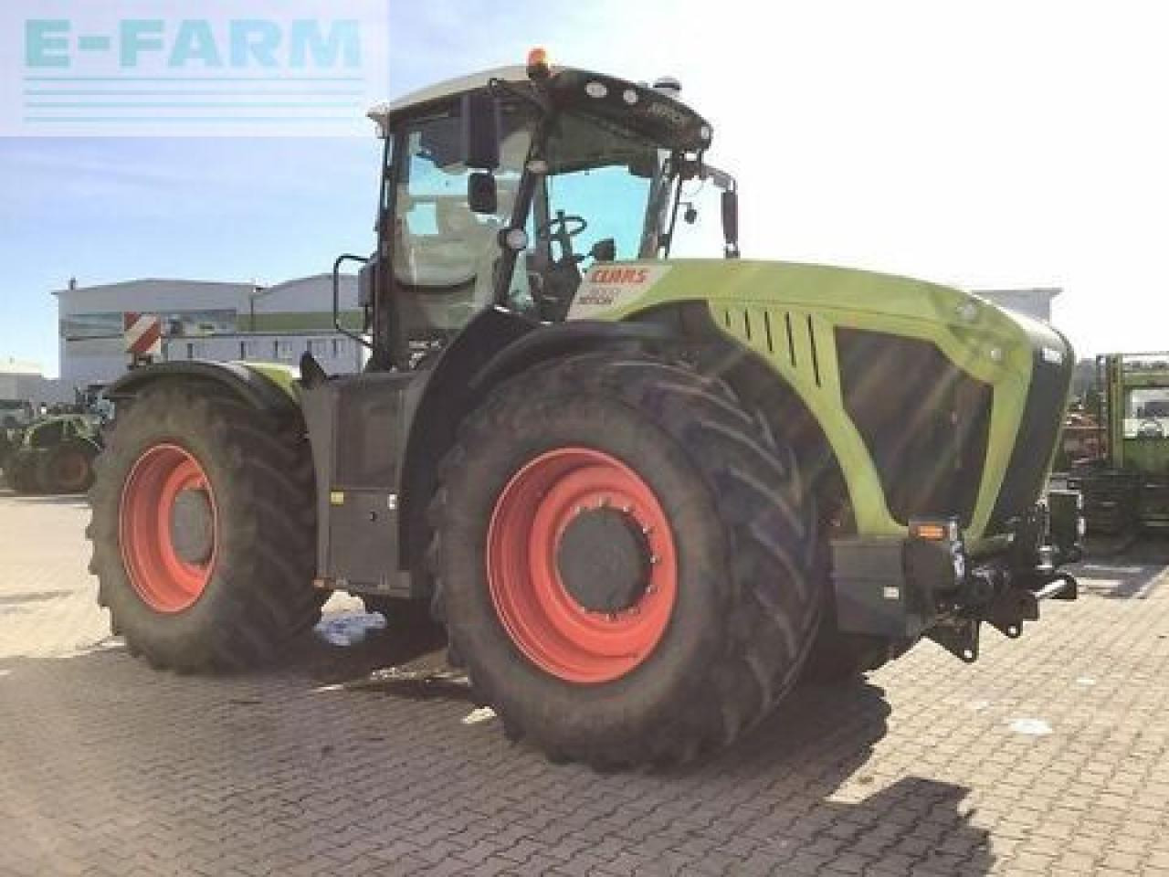 CLAAS xerion 5000 trac vc TRAC VC - Trator: foto 3 CLAAS xerion 5000 trac vc TRAC VC - Trator: foto 3