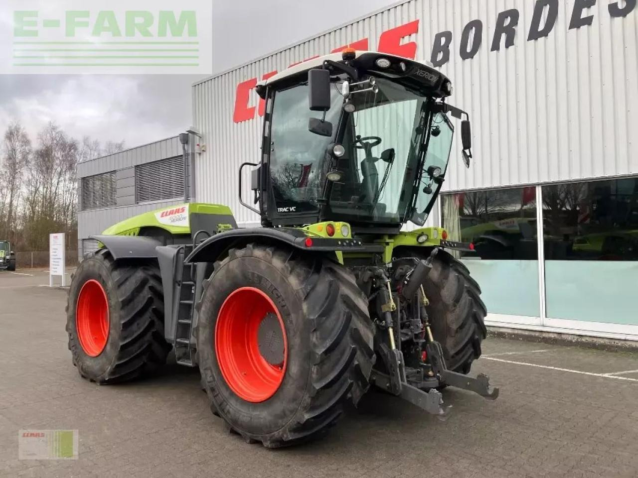 CLAAS xerion 5000 trac vc TRAC VC - Trator: foto 1 CLAAS xerion 5000 trac vc TRAC VC - Trator: foto 1
