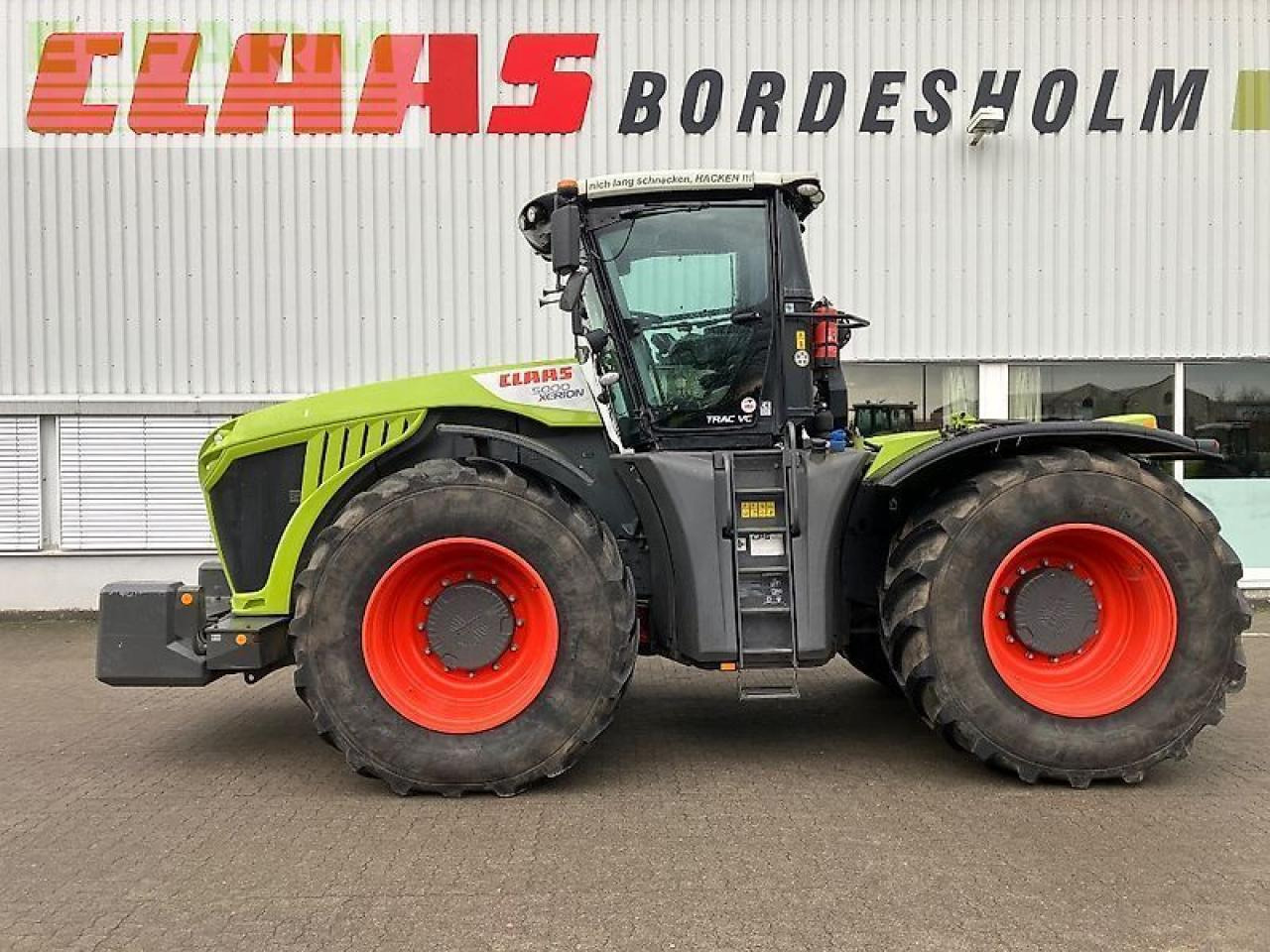 CLAAS xerion 5000 trac vc TRAC VC - Trator: foto 2 CLAAS xerion 5000 trac vc TRAC VC - Trator: foto 2