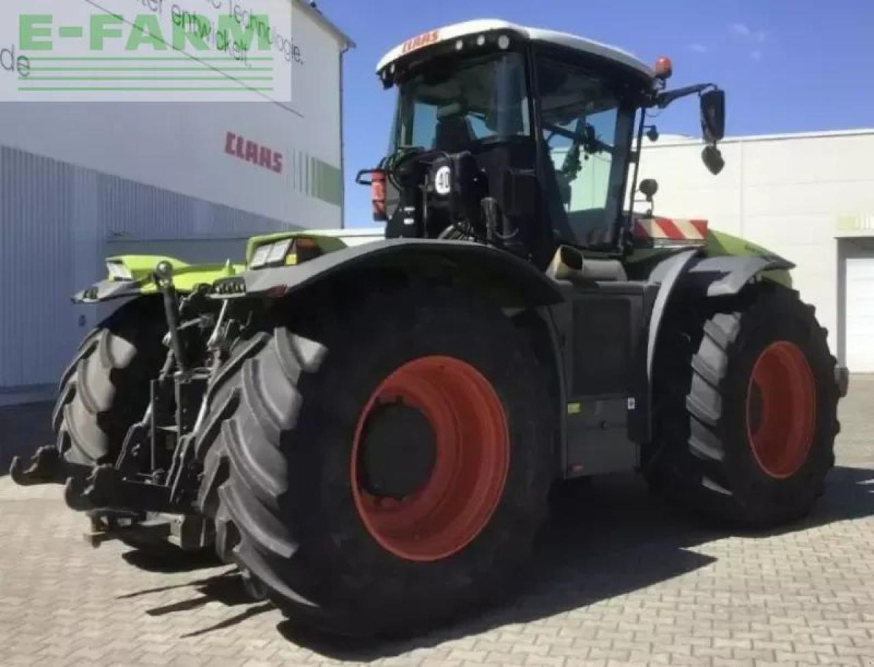 CLAAS xerion 5000 trac vc TRAC VC - Trator: foto 5 CLAAS xerion 5000 trac vc TRAC VC - Trator: foto 5