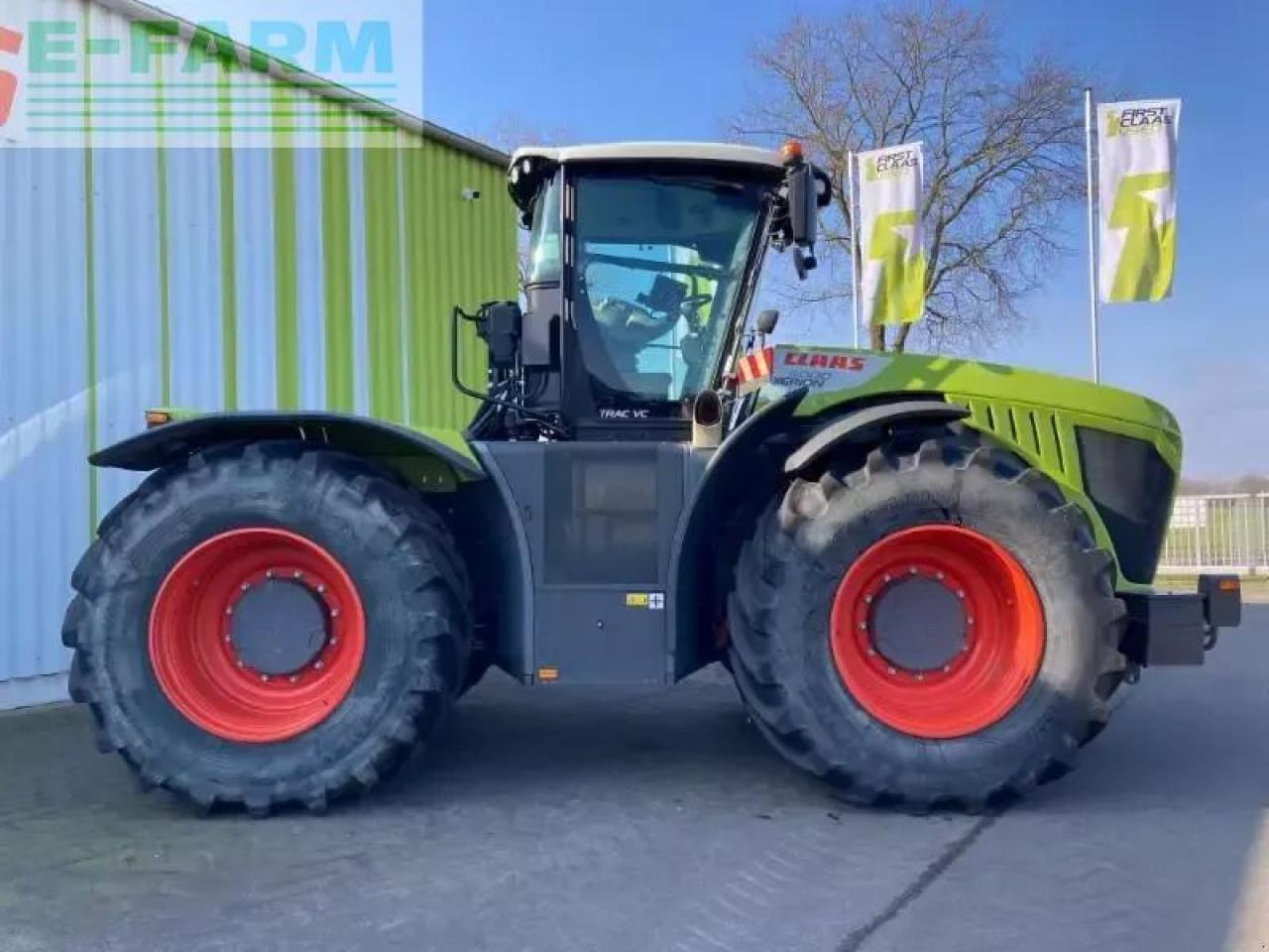 CLAAS xerion 5000 trac vc TRAC VC - Trator: foto 4 CLAAS xerion 5000 trac vc TRAC VC - Trator: foto 4