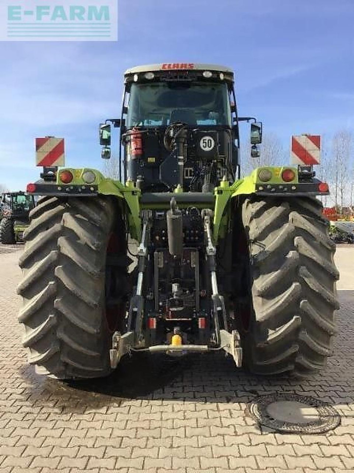 CLAAS xerion 5000 trac vc TRAC VC - Trator: foto 5 CLAAS xerion 5000 trac vc TRAC VC - Trator: foto 5