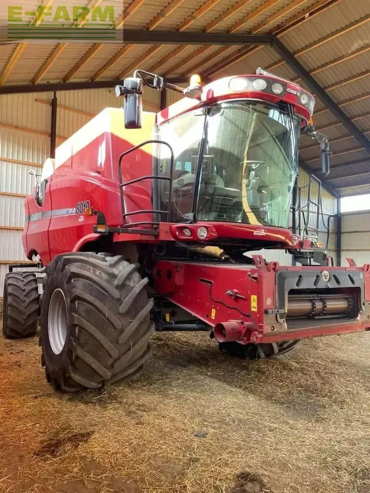 Case-IH 8010 - Ceifeira debulhadora: foto 2 Case-IH 8010 - Ceifeira debulhadora: foto 2