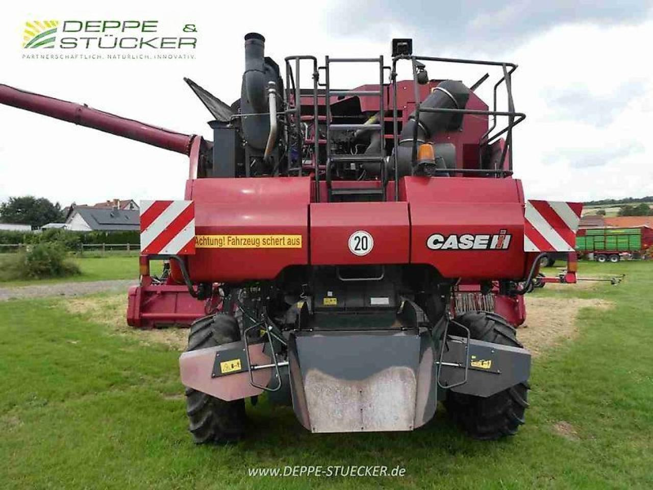 Case-IH 9230 raupe - Ceifeira debulhadora: foto 5 Case-IH 9230 raupe - Ceifeira debulhadora: foto 5