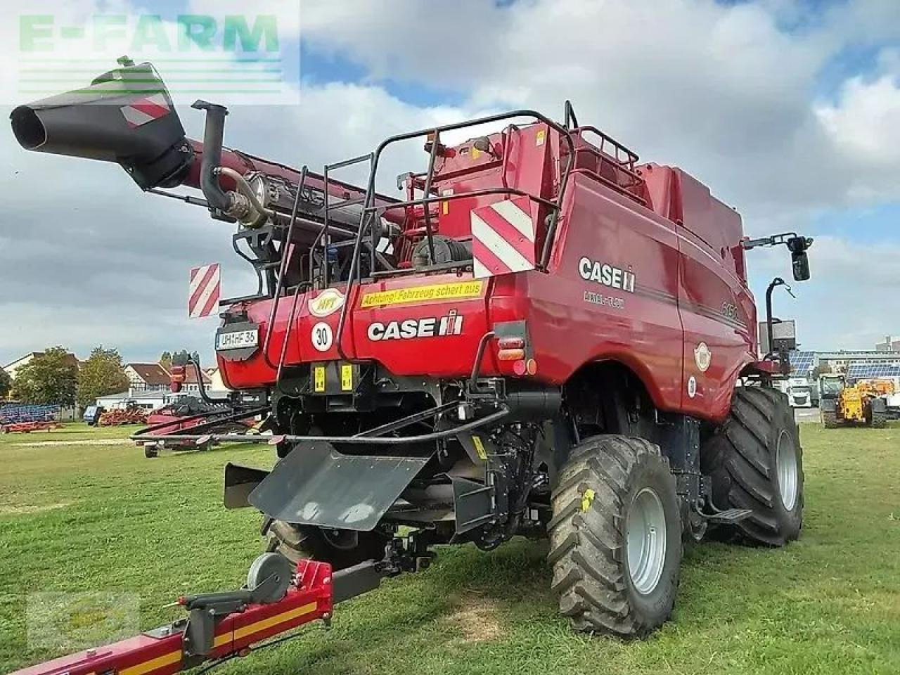 Case-IH axial-flow 6150 inkl. 6,70 m schneidwerk und wagen - Ceifeira debulhadora: foto 4 Case-IH axial-flow 6150 inkl. 6,70 m schneidwerk und wagen - Ceifeira debulhadora: foto 4