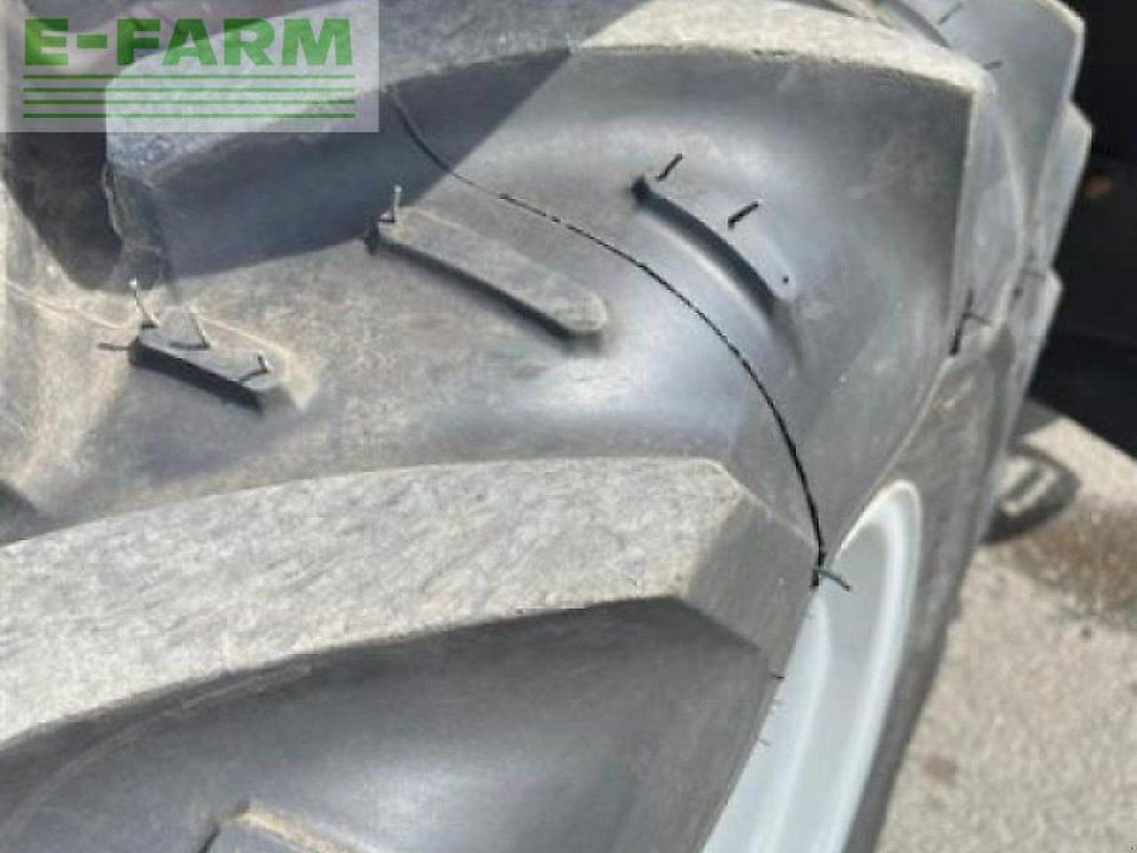 Trator Case-IH gebr. case 100c: foto 11 Trator Case-IH gebr. case 100c: foto 11