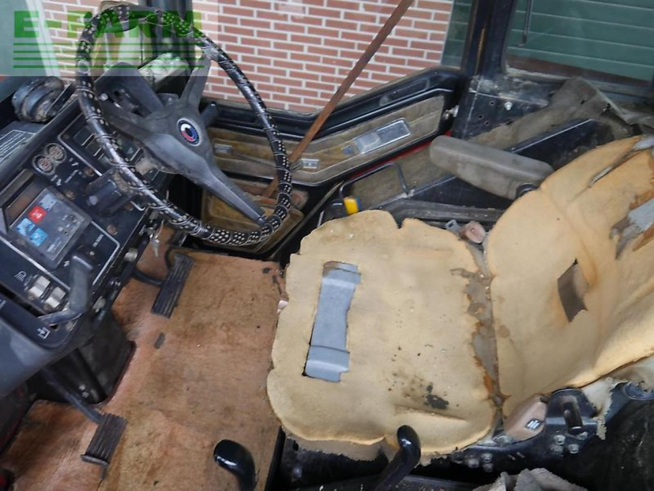 Trator Case-IH ihc 3588: foto 12