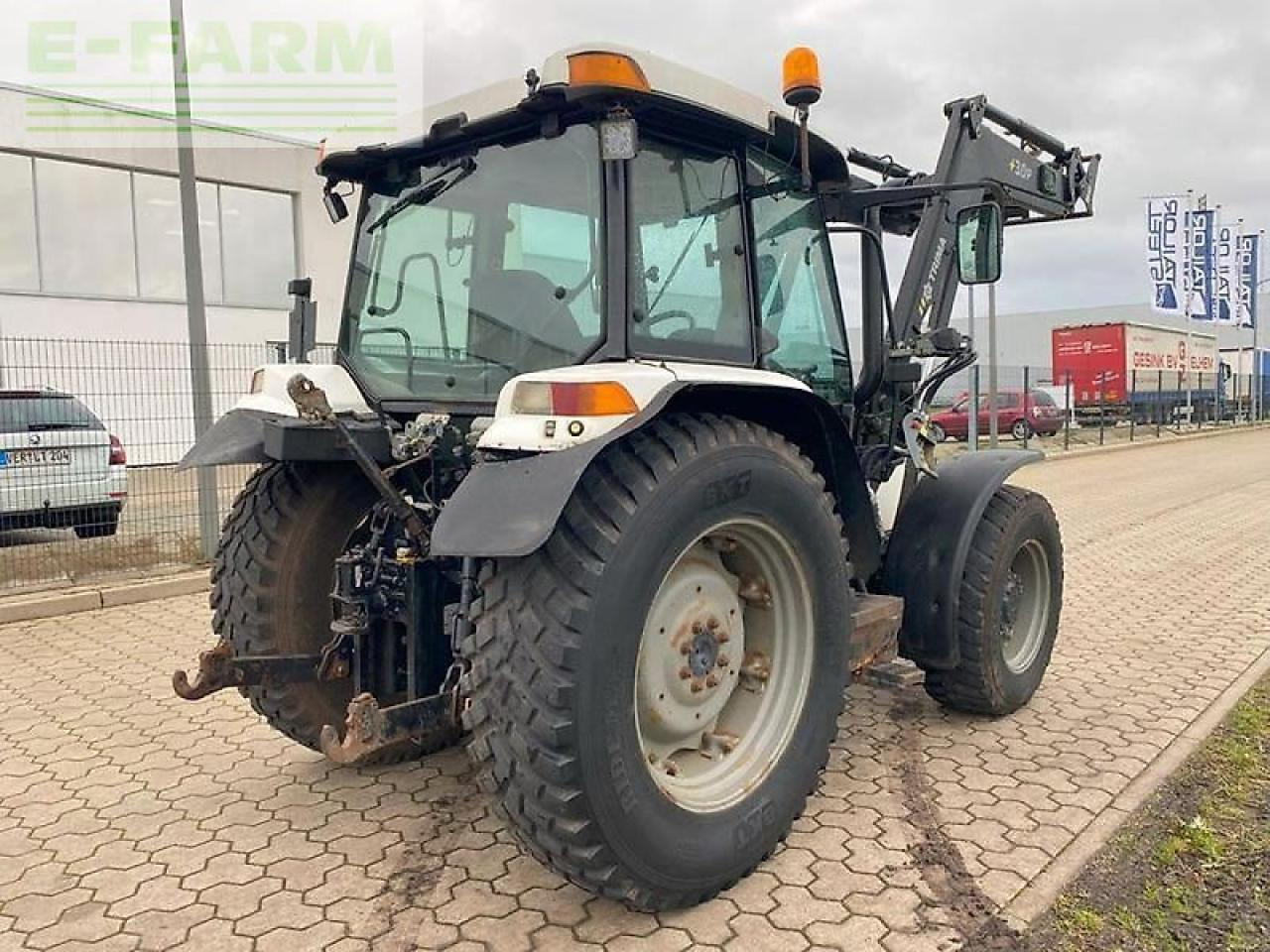 Case-IH jx 1090u - Trator: foto 4 Case-IH jx 1090u - Trator: foto 4