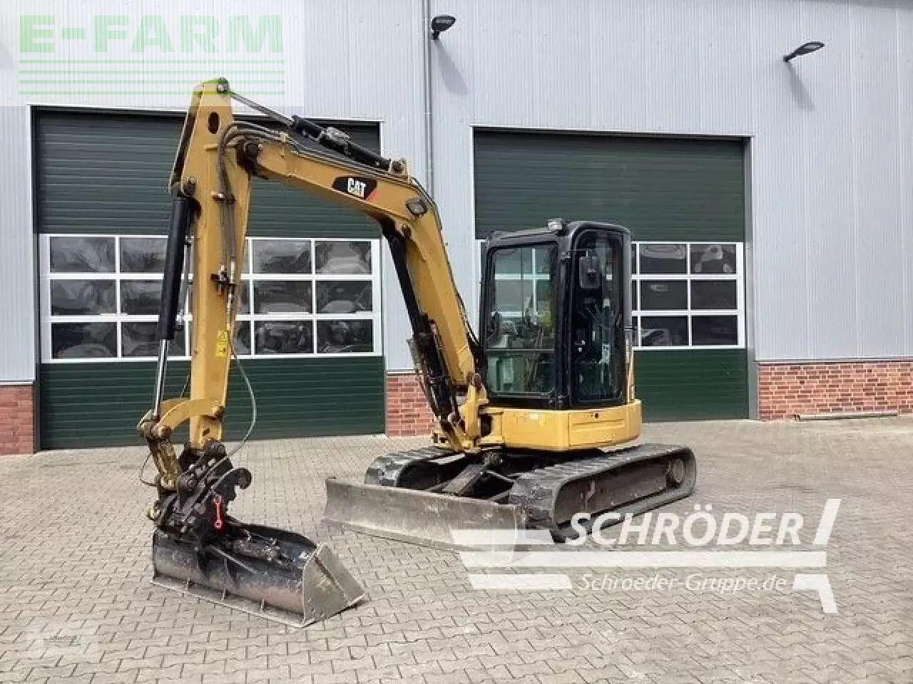 Caterpillar 305.5 ecr - Mini escavadeira: foto 1 Caterpillar 305.5 ecr - Mini escavadeira: foto 1