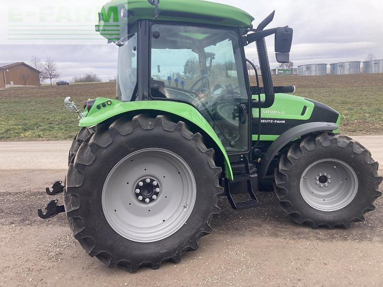 Deutz-Fahr 5090.4 g plus ls - Trator: foto 3 Deutz-Fahr 5090.4 g plus ls - Trator: foto 3