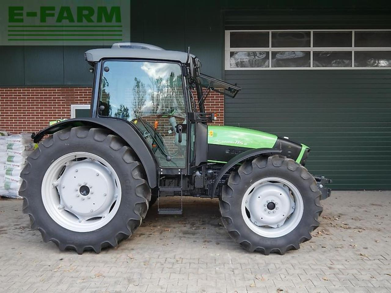 Deutz-Fahr agrofarm 115 - Trator: foto 5 Deutz-Fahr agrofarm 115 - Trator: foto 5
