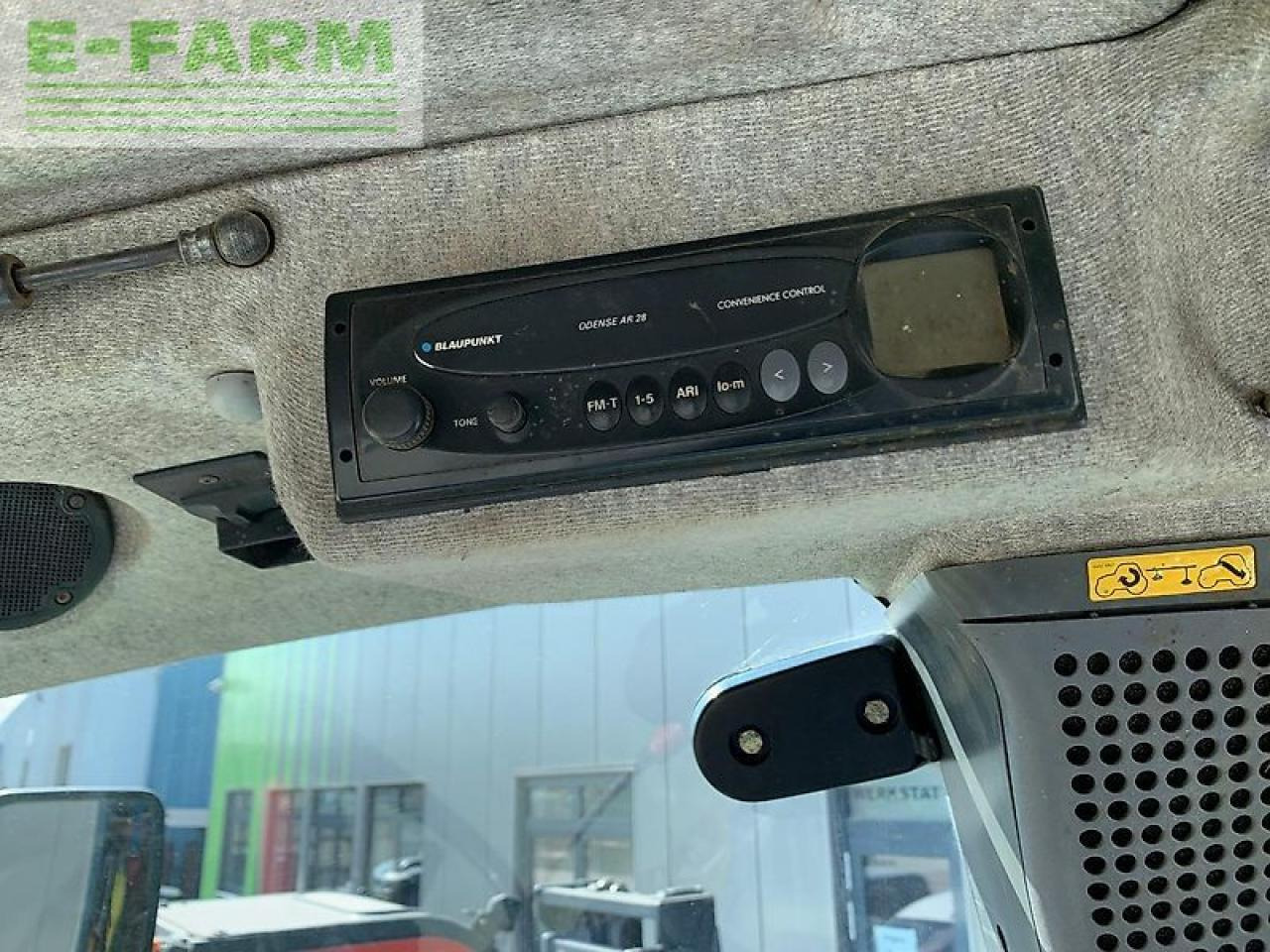 Deutz-Fahr agrotron 165 mk 3 mit fkh und fzw - Trator: foto 4 Deutz-Fahr agrotron 165 mk 3 mit fkh und fzw - Trator: foto 4