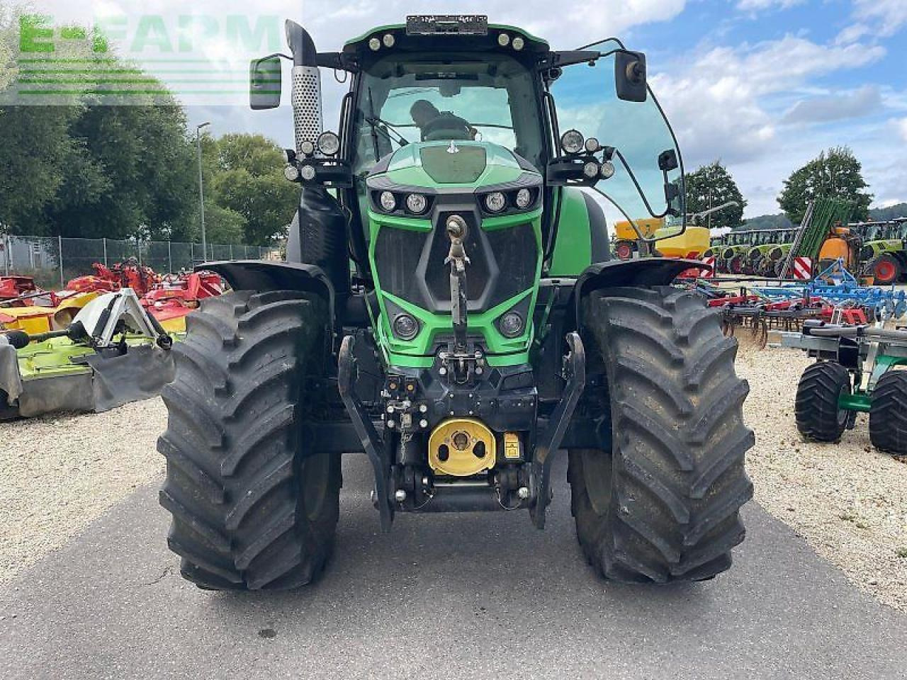 Deutz-Fahr agrotron 6215 preisreduziert - Trator: foto 2 Deutz-Fahr agrotron 6215 preisreduziert - Trator: foto 2