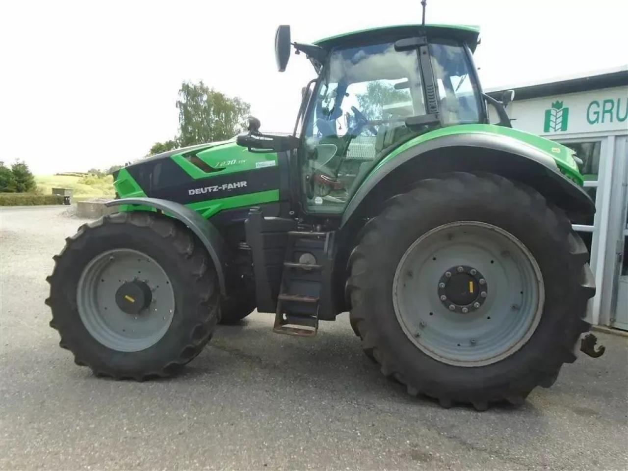 Deutz-Fahr agrotron 7230 ttv TTV - Trator: foto 2 Deutz-Fahr agrotron 7230 ttv TTV - Trator: foto 2