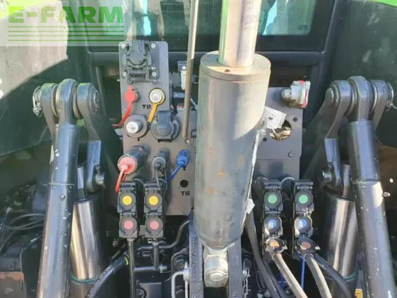 Deutz-Fahr agrotron 7250 - Trator: foto 4 Deutz-Fahr agrotron 7250 - Trator: foto 4