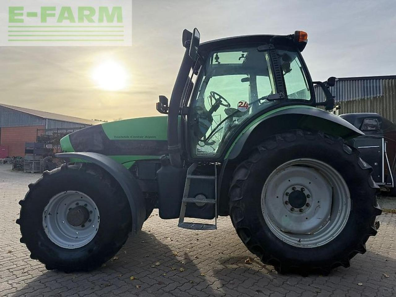 Deutz-Fahr agrotron m600 motor neu ! - Trator: foto 2 Deutz-Fahr agrotron m600 motor neu ! - Trator: foto 2