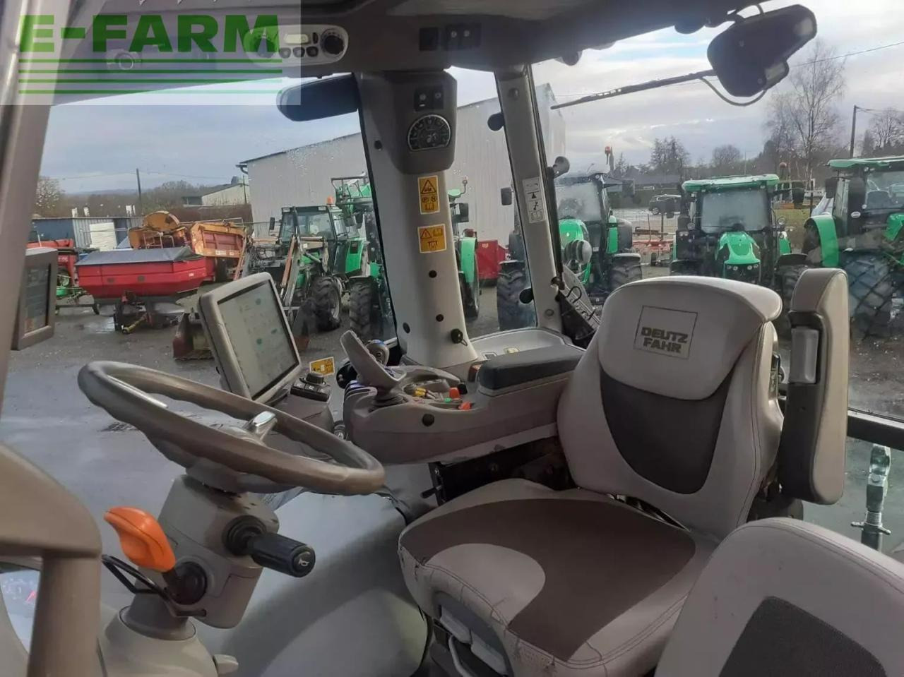 Deutz-Fahr tracteur agricole serie7ttvagrotron 7250 ttv warri TTV - Trator: foto 4 Deutz-Fahr tracteur agricole serie7ttvagrotron 7250 ttv warri TTV - Trator: foto 4