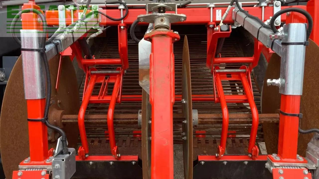 Dewulf rqa3060 demomaskine - Colheitadeira de batatas: foto 4 Dewulf rqa3060 demomaskine - Colheitadeira de batatas: foto 4