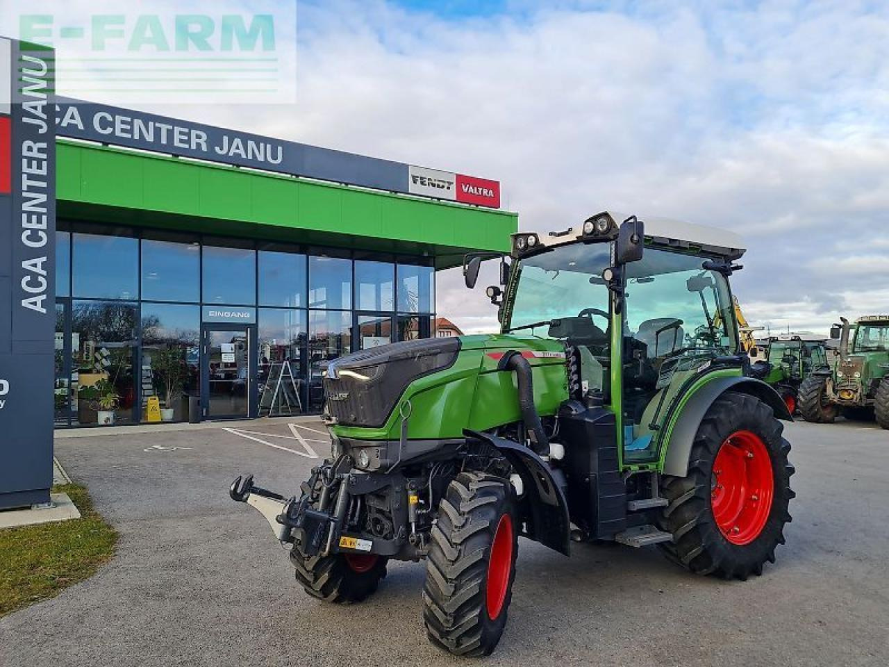 Fendt 211 vario f (gen3) F - Trator: foto 1 Fendt 211 vario f (gen3) F - Trator: foto 1
