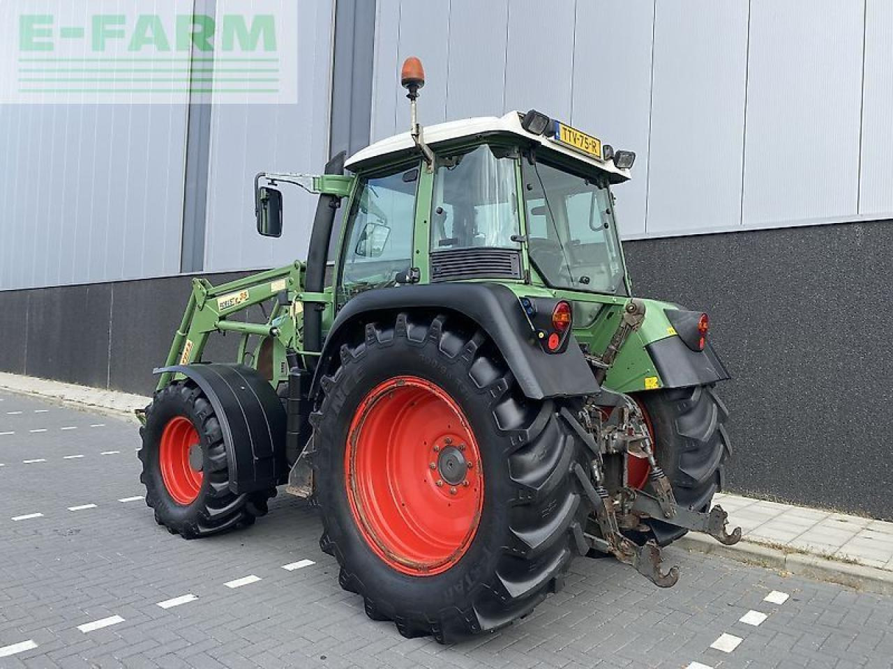Fendt 409 vario met stoll fz 35 voorlader - Trator: foto 4 Fendt 409 vario met stoll fz 35 voorlader - Trator: foto 4
