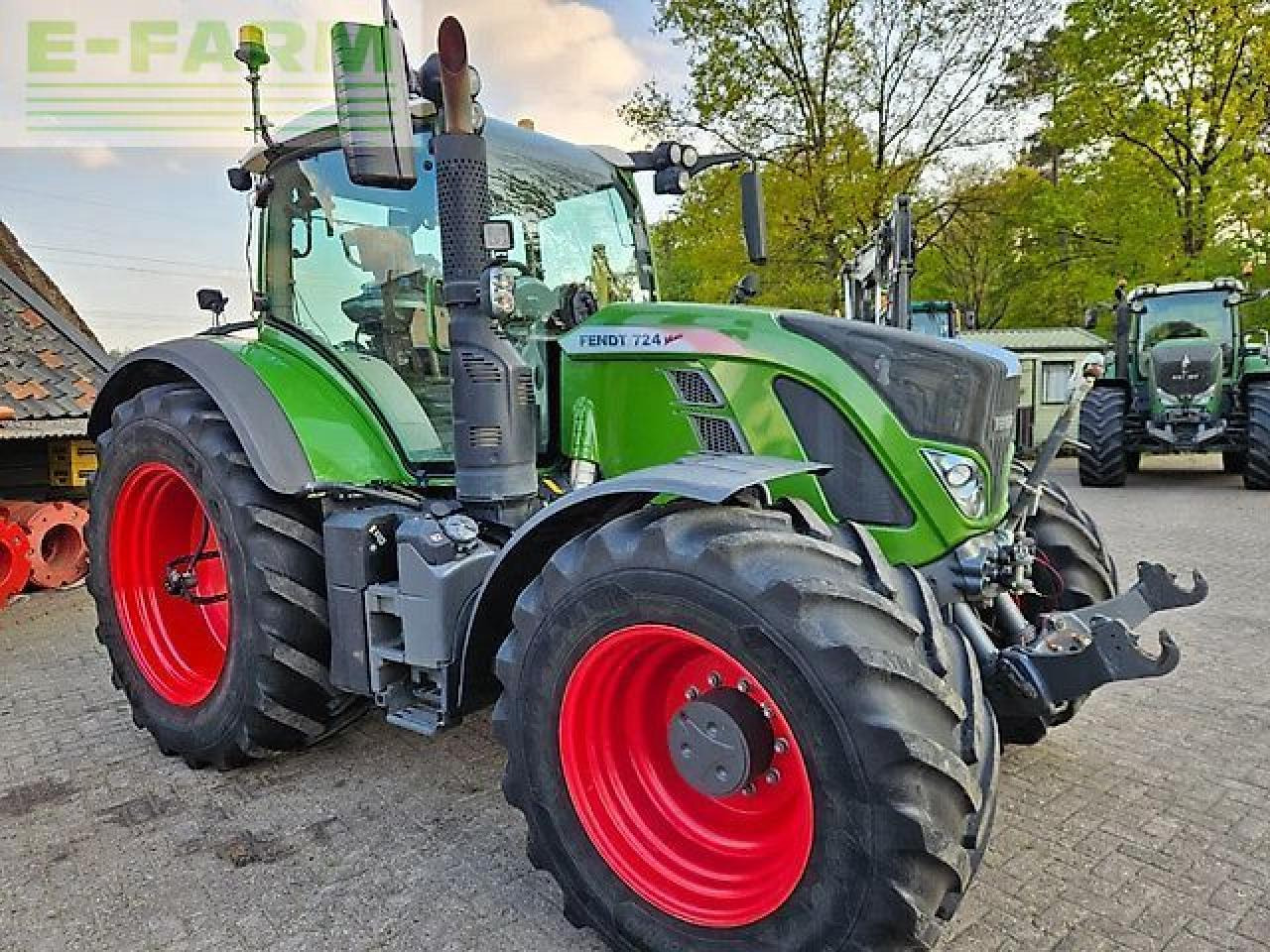 Fendt 724 s4 profi plus (718 720 722 ) - Trator: foto 5 Fendt 724 s4 profi plus (718 720 722 ) - Trator: foto 5