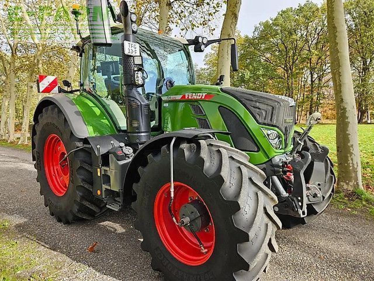 Fendt 724 vario 724 gen6 power plus reifendrucksystem rtk ( 718 720 722 ) - Trator: foto 2 Fendt 724 vario 724 gen6 power plus reifendrucksystem rtk ( 718 720 722 ) - Trator: foto 2